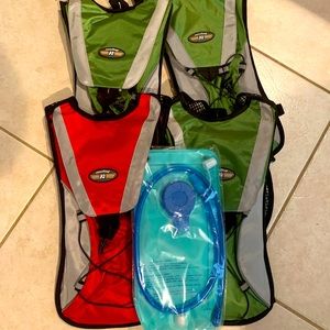 Nanfeng 2 liter hydration backpack